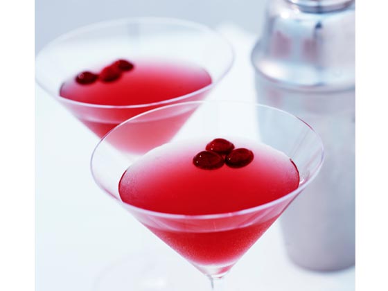 cosmopolitan-drink-110608[1].jpg